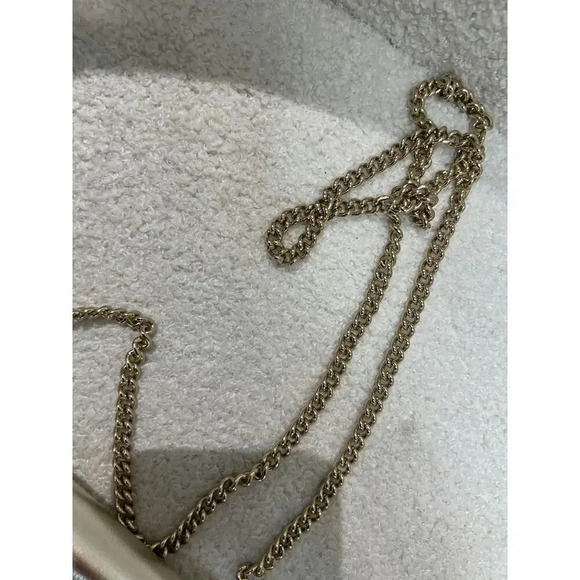 Fendi Metallic Gold Crossbody Bag - Like New with Logo Hardware - Picture 4 of 9